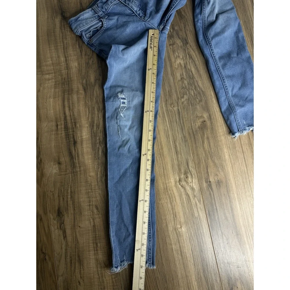 Justice Girls Size 12 Slim Mid Rise Super‎ Skinny Jeans Light Washed Blue Ripped